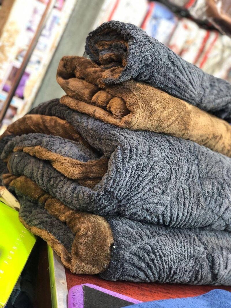 New Heavy Fleece Blankets - Image 2