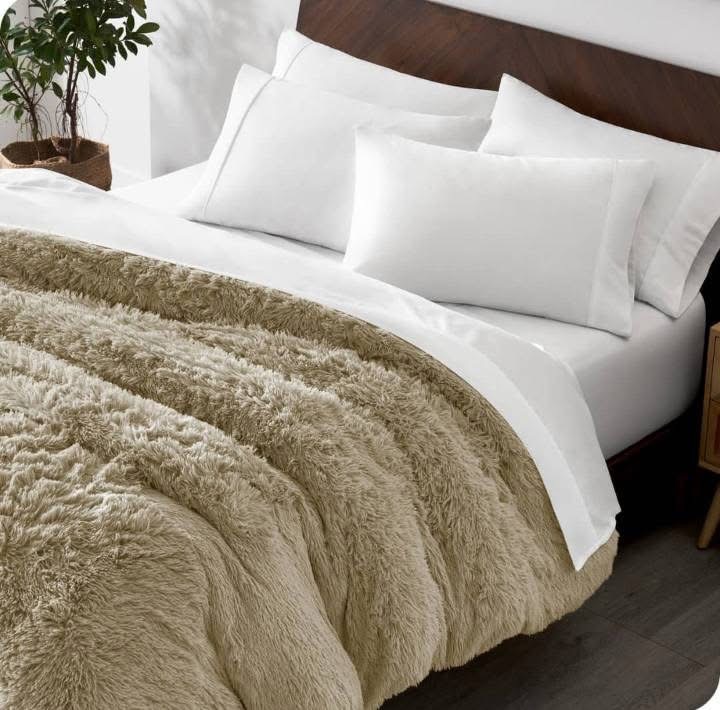King Size Fuax Fur Duvet - Image 7