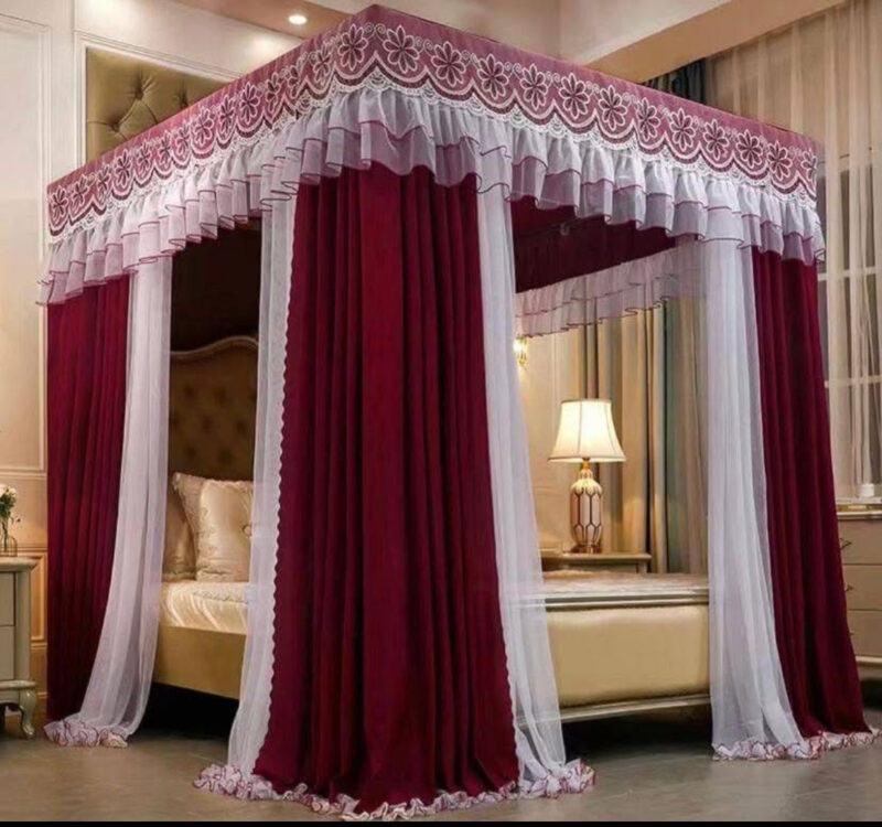 4 Stand Curtained Mosquito Net