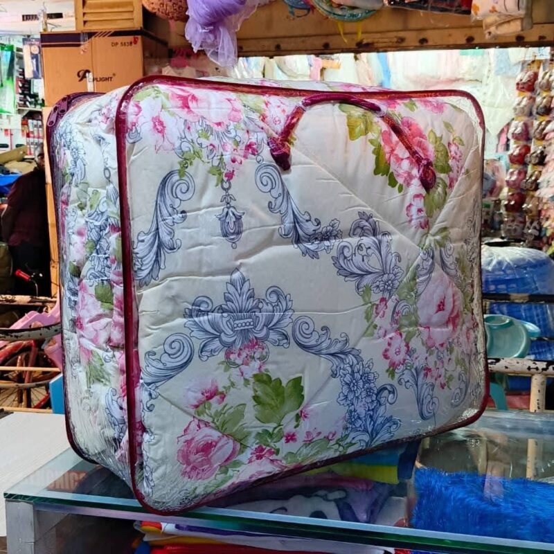 5x6 4PC Duvet Set; 1 Bedcover, 1 Bedsheet, 2 Pillow Cases - Image 4