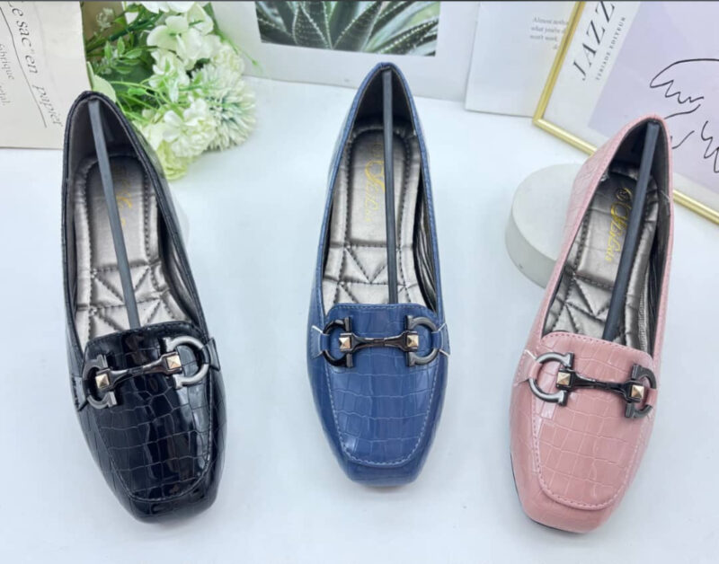 Stylish Ladies High Quality Closed Shoes