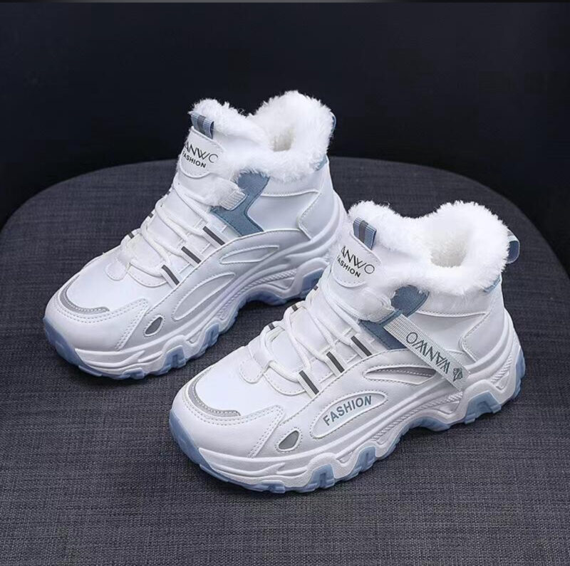 High Quality Trendy Sneakers