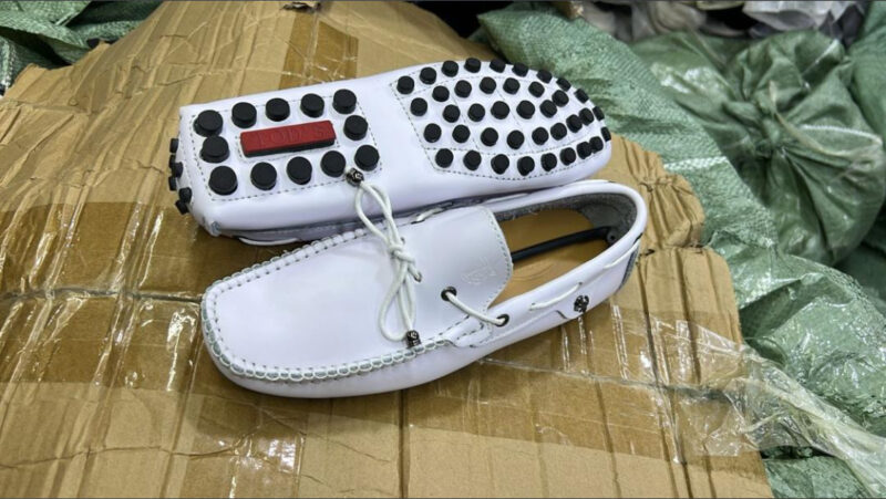 Original Men’s Lace Up Moccasin Shoes-White