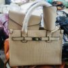Classic Fashionable Ladies Handbag 👜