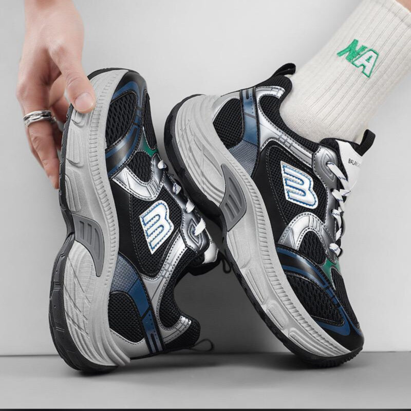 Original Balenciaga Leather Sneakers - Image 4