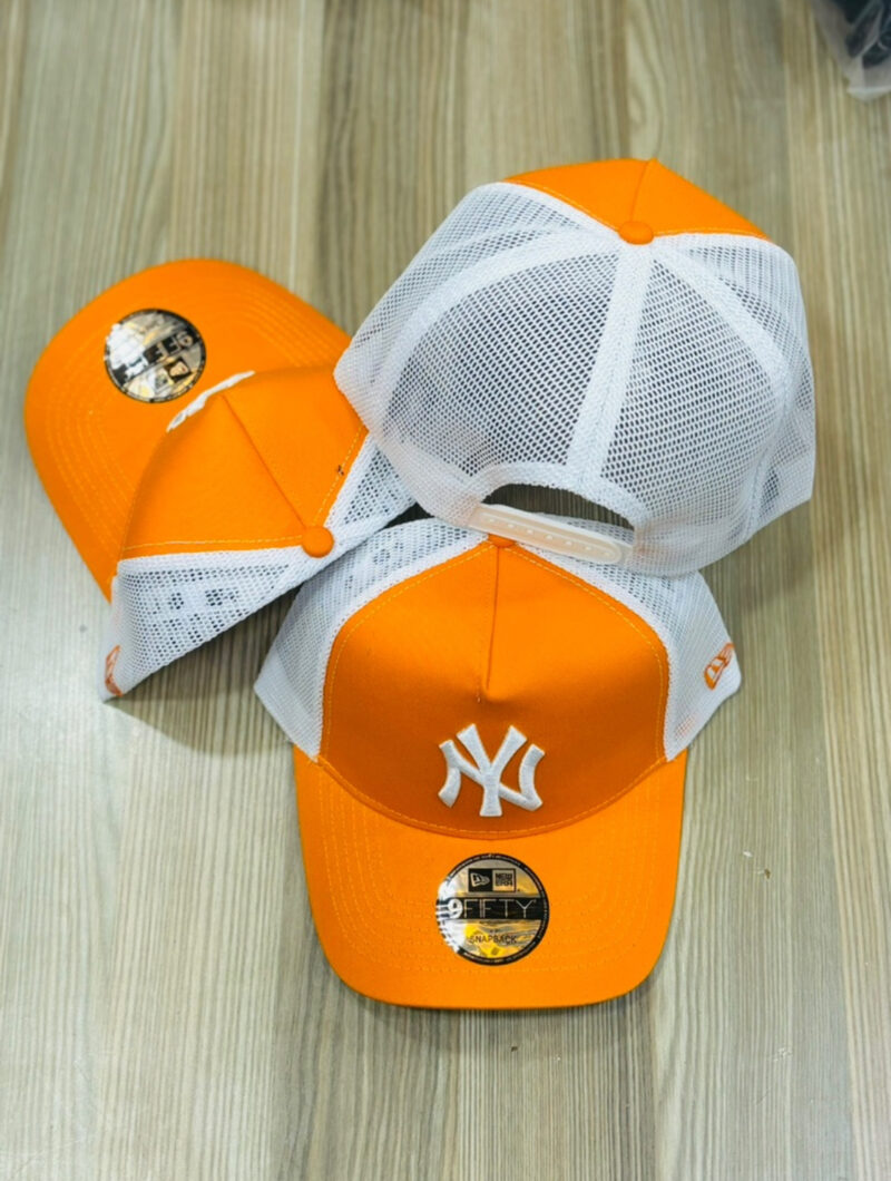 New York Yankees League Essential 9FIFTY A-Frame Trucker Adjustable Cap - Image 3