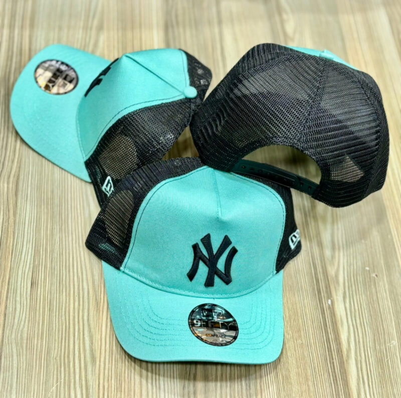 New York Yankees League Essential 9FIFTY A-Frame Trucker Adjustable Cap - Image 5
