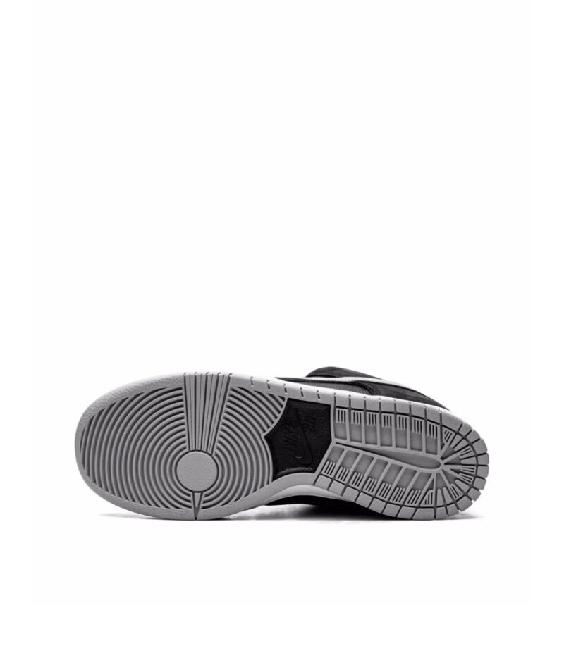 Nike SB Dunk Low Pro Sneakers 👟 - Image 4
