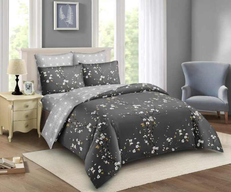 5x6 Duvet Set: 1 Duvet 1 Bedsheet 4 Pillowcases - Image 6