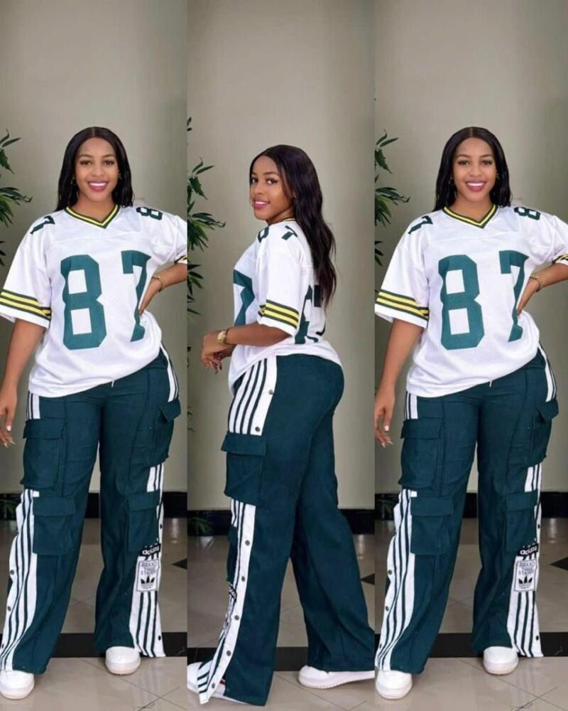 2PC Ladies Oversize Baggy T-Shirt & Cargo Pants - Image 3