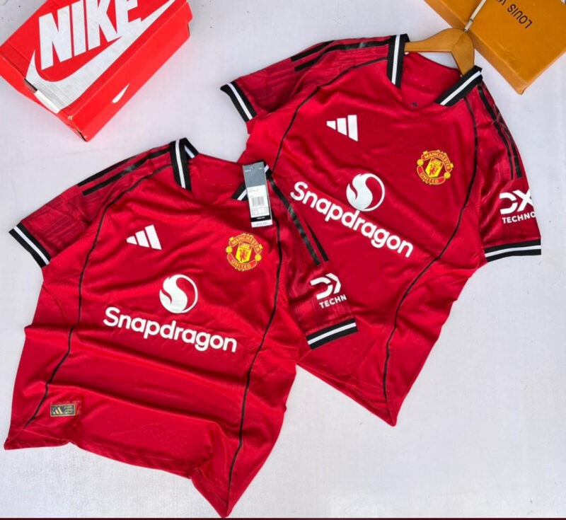MANCHESTER UNITED ORIGINAL 25/26 HOME JERSEY